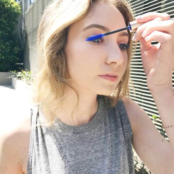 Voluminous Lashes - Makeup Tips for Blue Eyes
